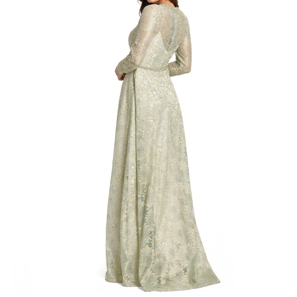 Mac Duggal | Long Sleeve Floral Lace Gown - Picture 2 of 6